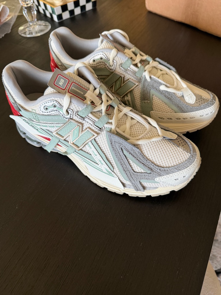 Brand New New Balance U1906a